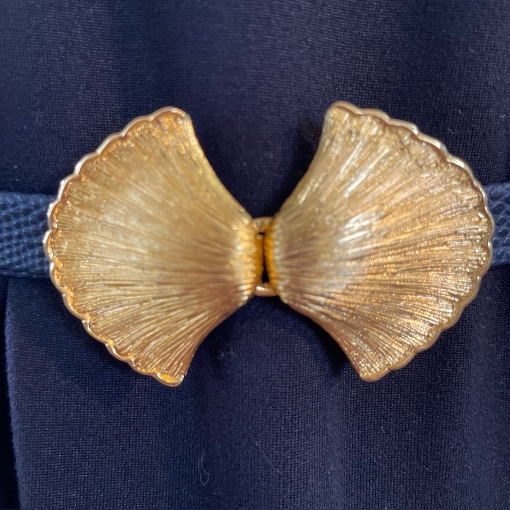 Vintage Dotty Smith 2 Piece Gold Tone Gingko Leaf Belt Buckle with Navy Belt